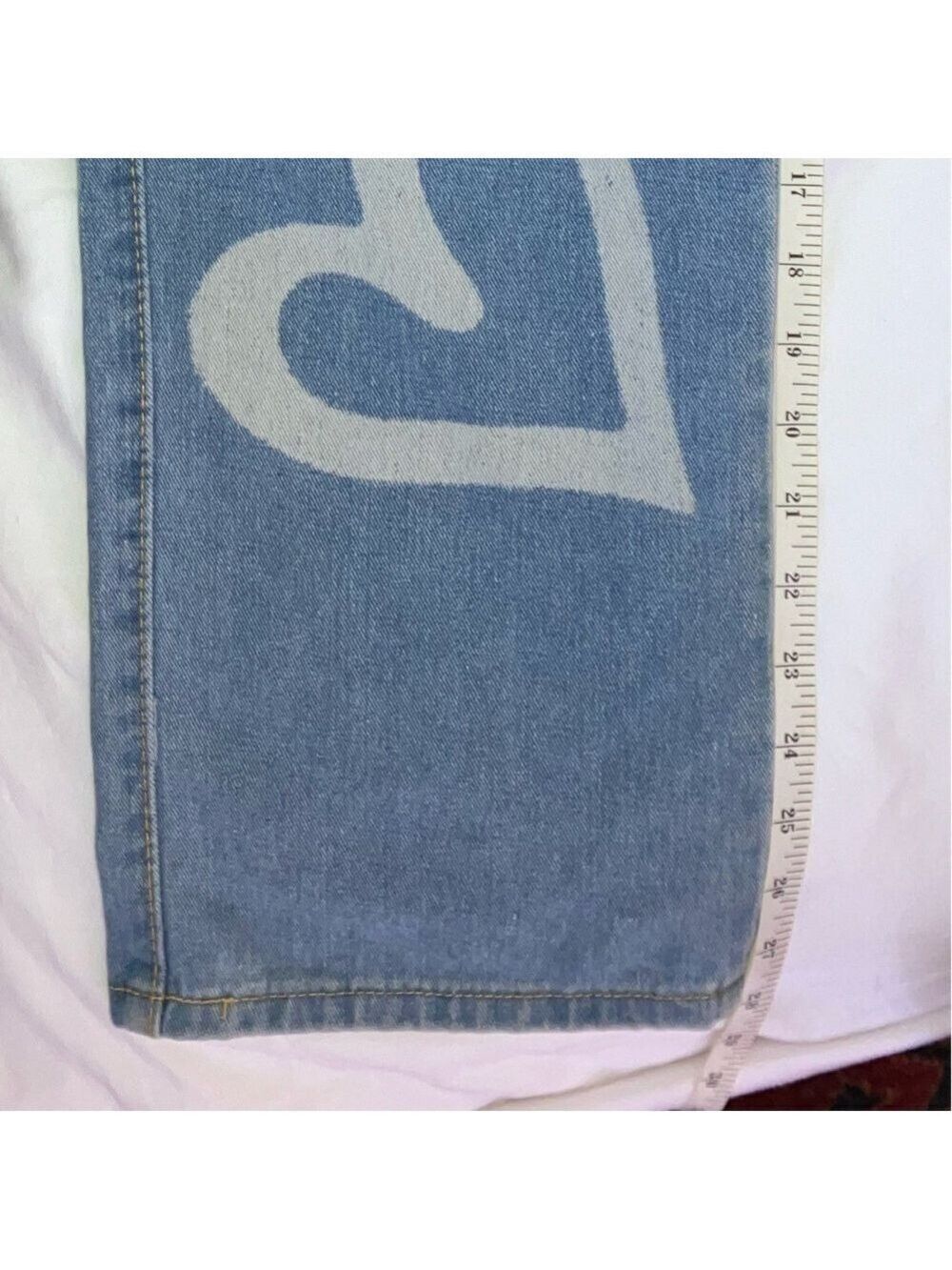 Colorful Natalie High Waisted, Wide Leg Heart Jeans in light Denim size 27 - Picture 9 of 11